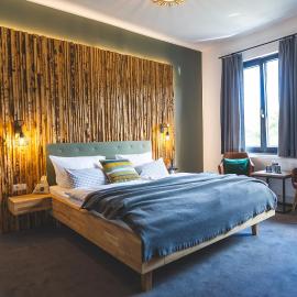Boutique Hotel LANDHAUSZEIT, מלון בבאד מינסטראייפל