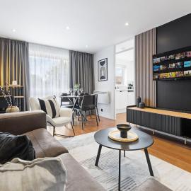 2BR Sleeps 5 With Workspace Free Wifi & Parking, hotel u gradu 'Finchley'