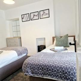 Welsh Retreat, BikeParkWales, Brecon Beacons, ZipWorld Tower