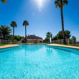 Comfortable and relaxing house in Bonalba, hotel a Barrio Peñacerrada