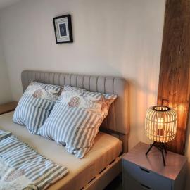Ferienwohnung Krone 2 - Mernes, hotel a Marjoß