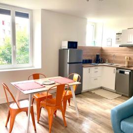 Logement cosy et jardin