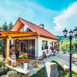 ForRest House Jacuzzi & Sauna – hotel w mieście Jasienica