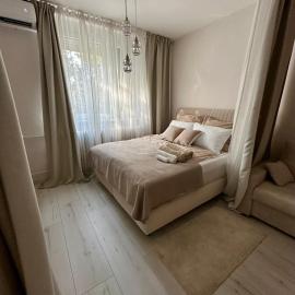 Mate Gold Apartment II