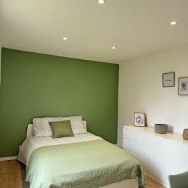 Studio avec jardin, hotel v destinácii Guéret