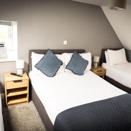 The Junction Gastro Bar & Guesthouse, hotel Tipperaryben