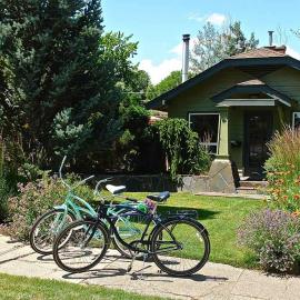 Bluebird Day - Kingfisher Bungalow