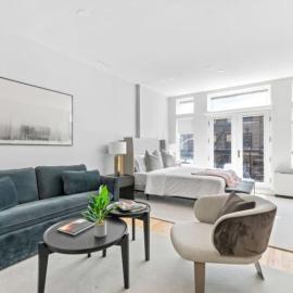 Luxe Studio w Juliet Balcony in Upper East, hotel a Nova York