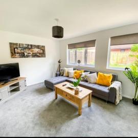 Quiet Location next to CMK, hotel in Milton Keynes