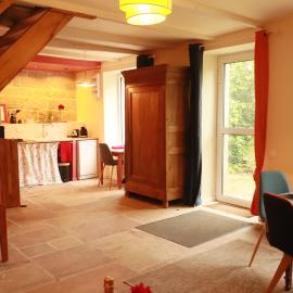 Gîte de LEIGNOUA、Le Saintのホテル