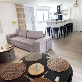 Le Modèle - Appart'hôtel Jolis Logements Brivistes: Brive-la-Gaillarde şehrinde bir otel