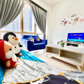 Legoland-4mins Walk-Spacious-Kids Friendly with Bathtub@ Happy Travel- AFINITY RESIDENCY, hotel in Nusajaya