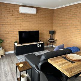 Shepparton में, होटल Lbarza Brand New Central 1BR Self Contained Apartment