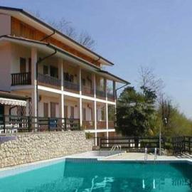 Montebelluna में, होटल Albergo Alla Pineta