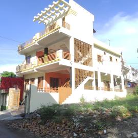 Doon Niwas Homestay 2-Bedrooms, Mountain view, near Picnic Spots- Kitchen option