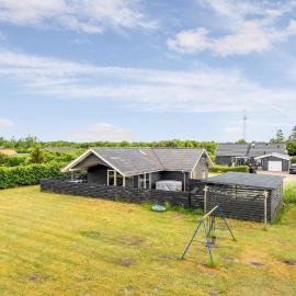 Four-Bedroom Holiday Home In Tarm