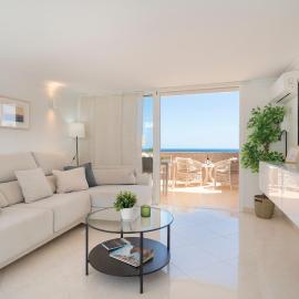 Splendor, piscina, junto a la playa, terraza privada con vistas al mar y preciosos atardecer