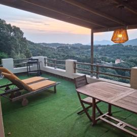 A Casa Radica, appartement rez-de-villa au calme, jardin et maquis