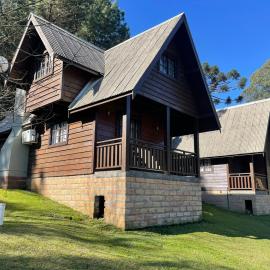 Cabanas em Canela - Leão da Tribo de Judá- Refúgio com Piscina, hotel in Canela
