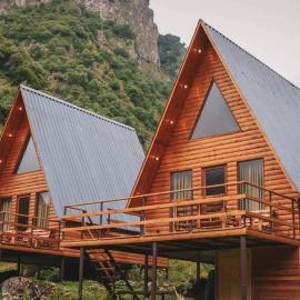Off Inn Kazbegi, hotel a Gveleti