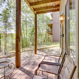 Basye Getaway w/ Pool Access, 2 Mi to Bryce Resort