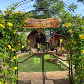 Casa Guingan Guest House, hotel a Lalao