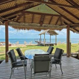 Belles on Ballow - Wombat Lodge, hotel a Amity Point