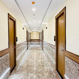 Hotel Breeze Bay BKC - Near US Embassy