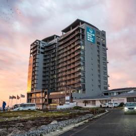 Blaauwberg Beach Hotel，布魯堡史特蘭的飯店