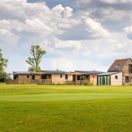 Cottages du Golf Fleuray-Amboise, hôtel à Cangey