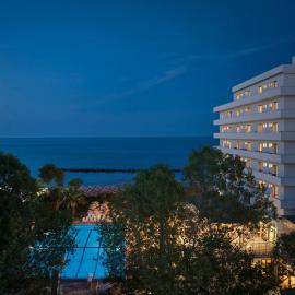 Serena Majestic Hotel, hotel a Montesilvano