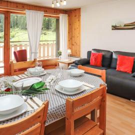 Apartment Dents Rousses I2 by Interhome