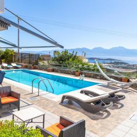 Villa Friends private pool sea view