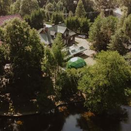 Apartament nad Czarną Hańczą, hotel di Głęboki Bród