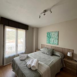Santa Coloma Apartamentos, hotel v destinácii Santa Coloma