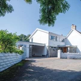 Bryn View – 5 Bedroom Holiday Home – Oxwich, hotel v destinaci Oxwich