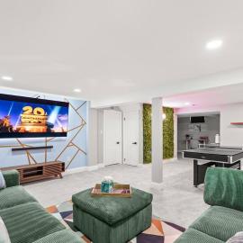 Luxurious National Harbour home