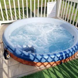 15 Kestrel Close Hot Tub Retreat, hótel í Tattershall