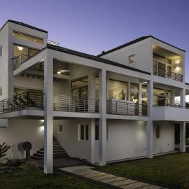 Luxurious Retreat At The Whispering Palms, hotell sihtkohas Sebastian