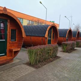 Schlaffass Holzfass im Banjapark Rees ohne Banja Sauna, hotel en Rees
