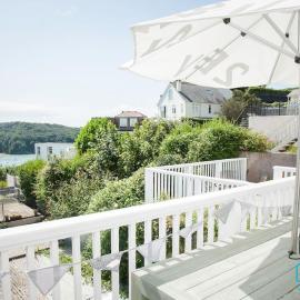 Beach View - Stylish Stay, Estuary Views & Luxury Spa Access, hotel u gradu 'Salcombe'