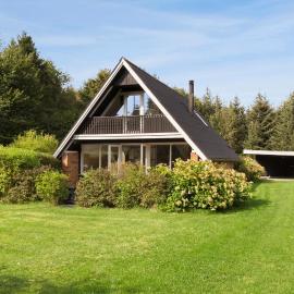 3 Bedroom Stunning Home In Højslev, hotel di Højslev