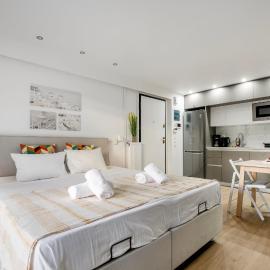 Halo - Luxury Studio in Athens