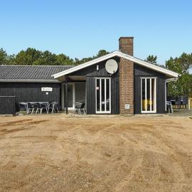 Holiday Home Hvide Sande 39، فندق في Bjerregård