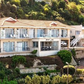 Phoenix Lodge and Waterside Accommodation, khách sạn ở Knysna