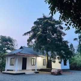 Mountain View room Paithalvillage