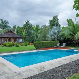 Three Monkeys Cahuita | Pool | A/C | BBQ