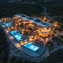 Mediterranean View Villas, hotel v destinaci Makrigialos