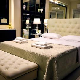 Sea Breeze Beachfront Apartment VIPGreece