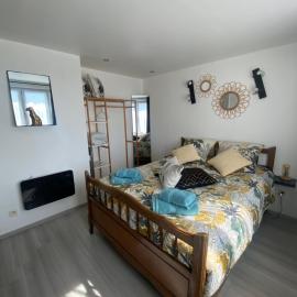 Chambre safari individuelle avec partie commune A 6min de l A26 et 15 min de stOmer, lumbres et aire sur la lys, ξενοδοχείο σε Ecques
